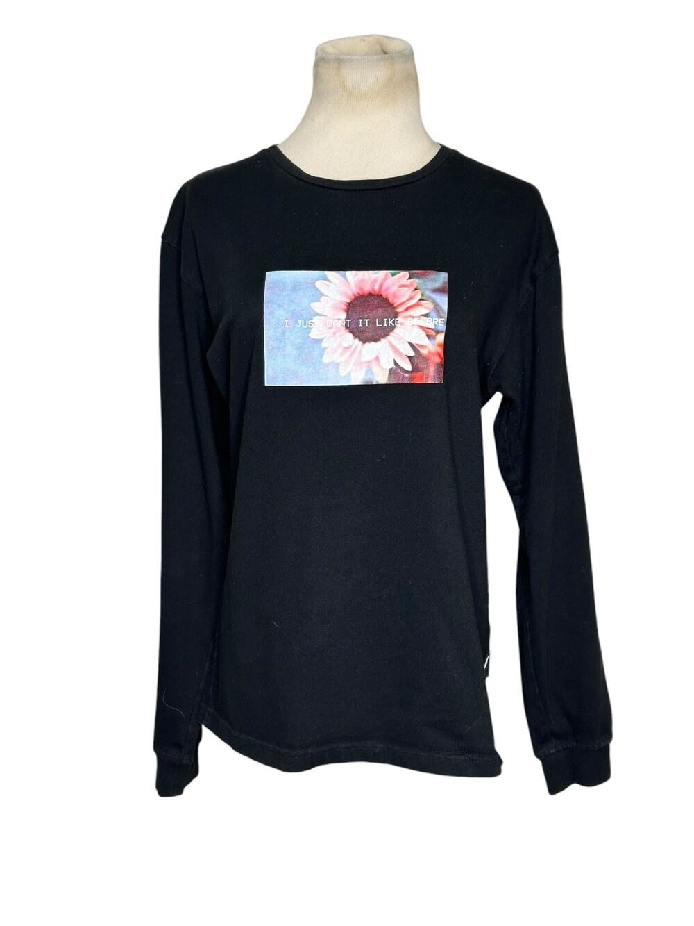 Publish black pink flower print long sleeves sweatshirt size Small